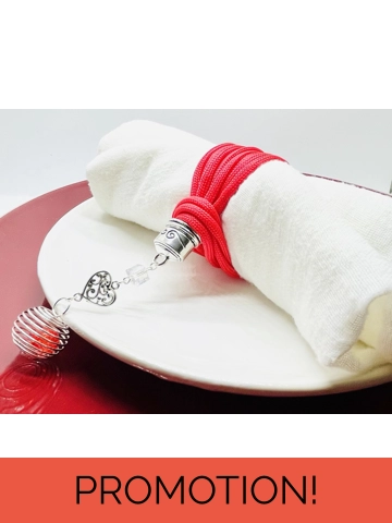 Red Serviette Napkin Ri..