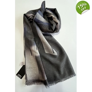 Blue and Black Abstract Prin..