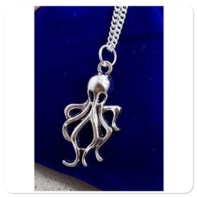 Octopus Pendant And  Necklace Silver