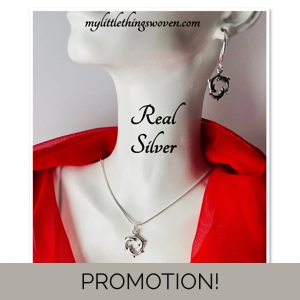 Dolphins Pendant Neckla..