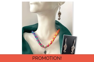 Seahorse Rainbow Necklace Pe..