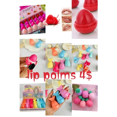 Lip palms Lip palms
