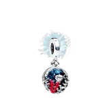 Under water scene charm