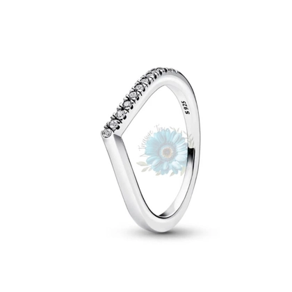 Half gemmed wishbone ring