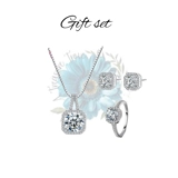 Square shaped diamond gift set