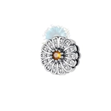 Daisy charm