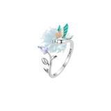 Green and yellow winged bird ring