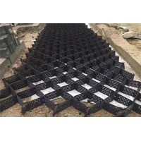 Geocell Rrjeta Anti Errozion stabilizuese per Dhe ose Zhavorr ne Tokë 5.08cmx13.77cm Çmimi per m²