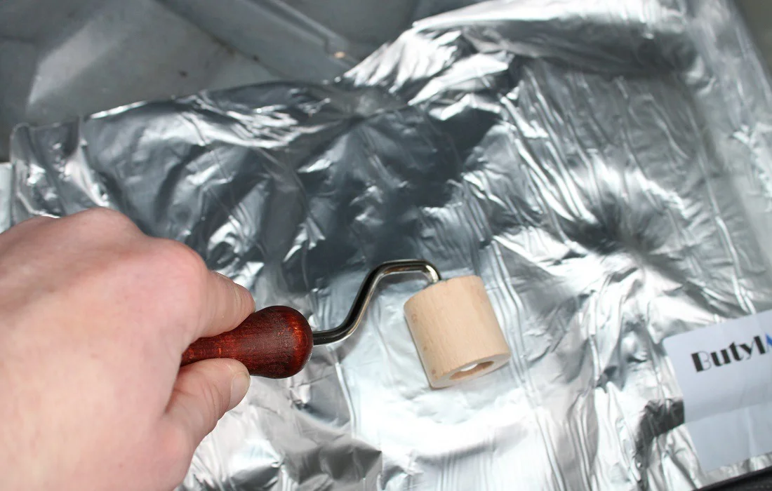 STP Aluminium Butyl Rubber Insulation Mat | 4000x500x2mm Self-Adhesive | Car Sound Deadening, Door, Floor, Trunk
