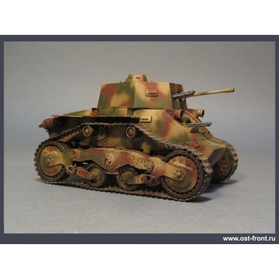 Straussler V-4 Hungarian light tank 1/35