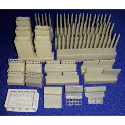 Turan I, Toldi II, Toldi III, Bofors, Nimrod 40mm armour-piercing ammo & box 1/35 Turan I, Toldi II, Toldi III, Bofors, Nimrod 40mm armour-piercing ammo & box 1/35