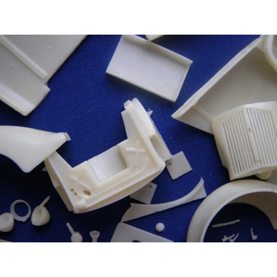 Ford Grain truck 16 foot bed 1/35