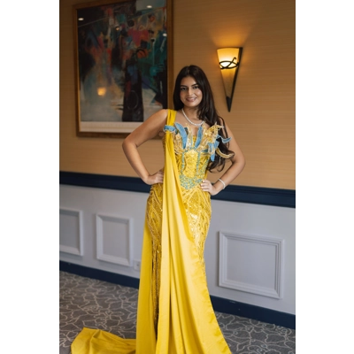 Yellow Hans-Stoned Custom Evening Luxury Gown with Should.. Yellow Hans-Stoned Custom Evening Luxury Gown with Should..
