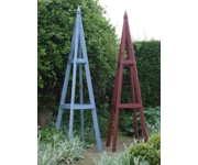 1.8m Obelisk