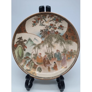 Antique Satsuma Dish by Hododa c.1900