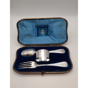 A Stunning Sterling Silver Cased Christening Set by Goldsmiths & Silversmiths - Hallmarked 1896 A Stunning Sterling Silver Cased Christening Set by Goldsmiths & Silversmiths - Hallmarked 1896