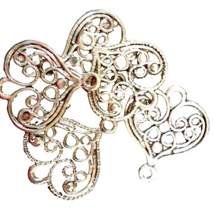5 x Entwined heart Metal Charms