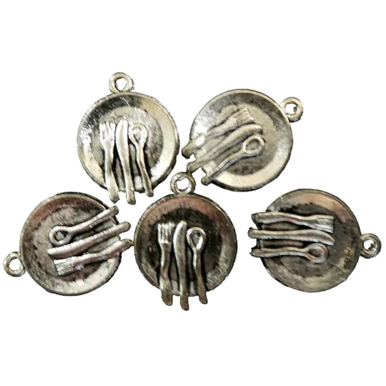 Dinner Plate Charms group