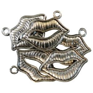5 x Lip Metal Charms.