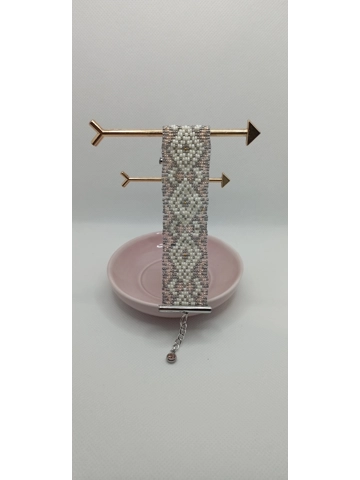 Sewn beads bracelet - grey and cream pattern