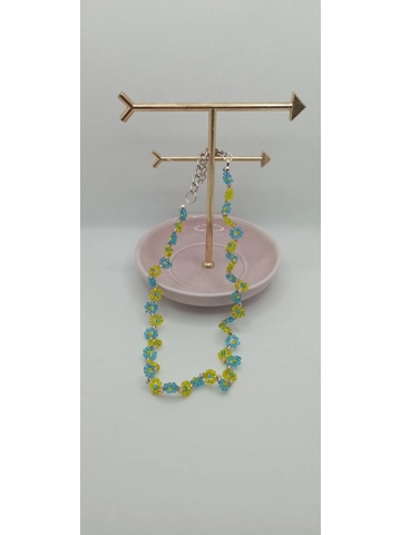 Blue and yellow flower necklace