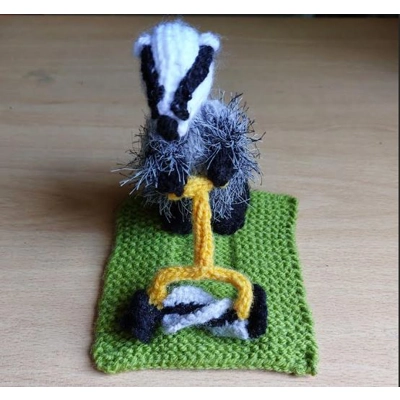 Knited Badger mowing the lawn v3