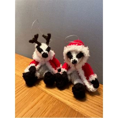 KP4 - Mini Santa badger chocolate cover/tree decoration