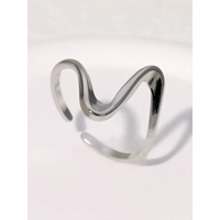 Fashion ring, Silver or Gold