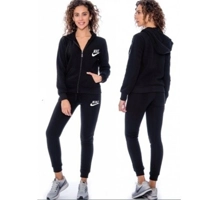 Nike Sportswear Club Fleece Women..