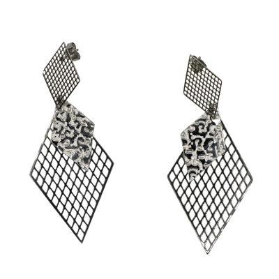 Stud earrings with hanging meshed rhombus INAGLAM