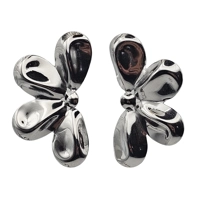 Stud earrings with flowers INAGLAM