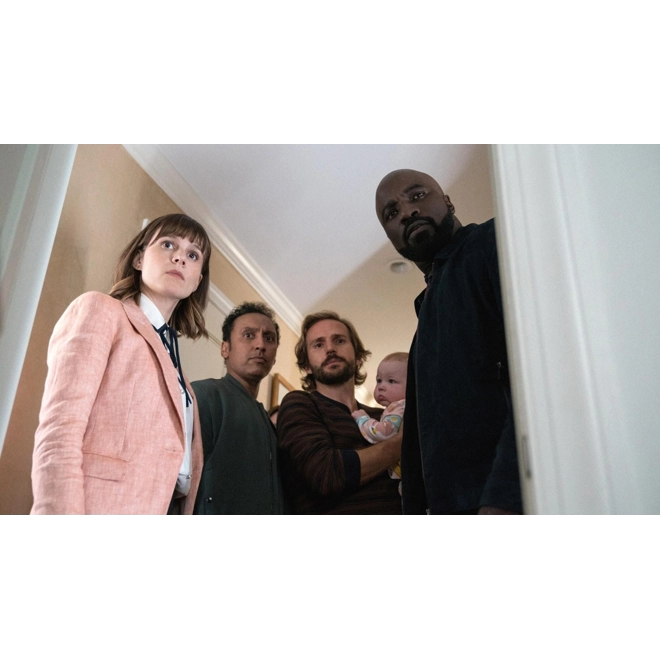 Additional Image for Evil PARA COMPLETE SERIES (2019) BLU-RAY 1080p