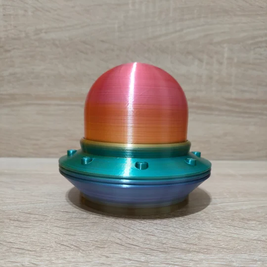 Αστείο παιχνίδι fidget UFO με πόδια - Πολύχρωμο 3D εκτυπωμένο παιχνίδι - κινούμενο fidget