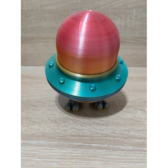 Αστείο παιχνίδι fidget UFO με πόδια - Πολύχρωμο 3D εκτυπωμένο παιχνίδι - κινούμενο fidget