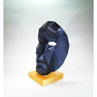 Μάσκα Boss Εμπνευσμένη από το Squid Game για χρήση ή για επίδειξη, χρυσή βάση, μαύρη μάσκα