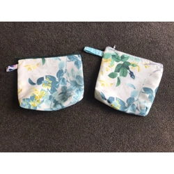 Medium Pouch