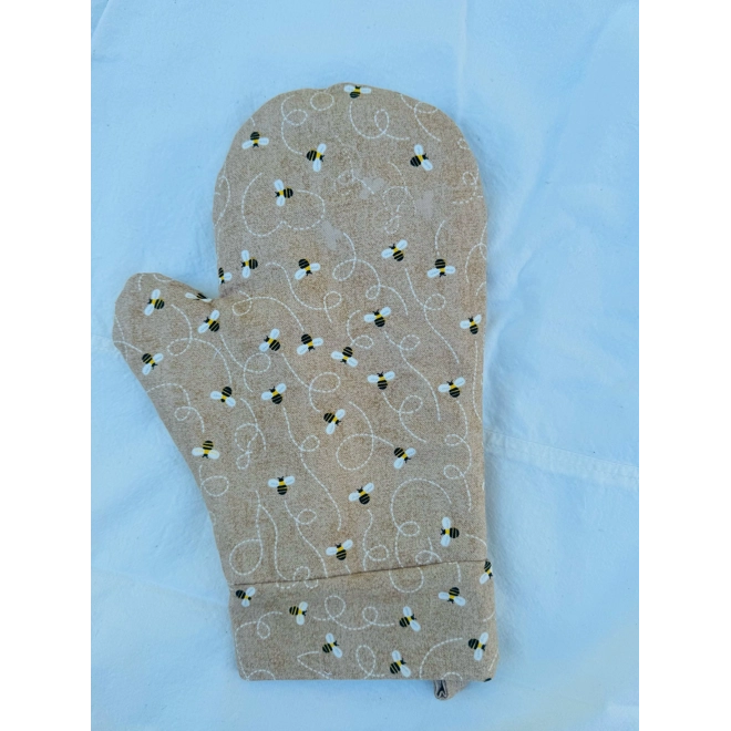 Additional Image for Bees Oven Mitt