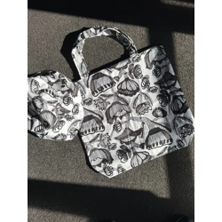 Tote bag and bucket hat