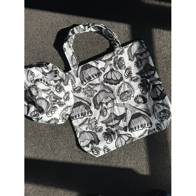 product Image for Tote bag and bucket hat