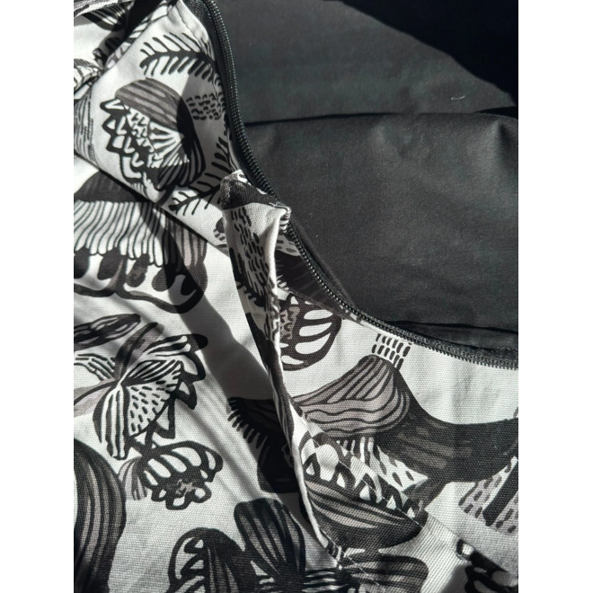 Additional Image for Tote bag and bucket hat
