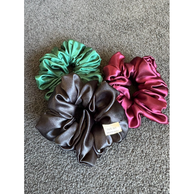 Additional Image for Emerald Green Satin Scrunchies