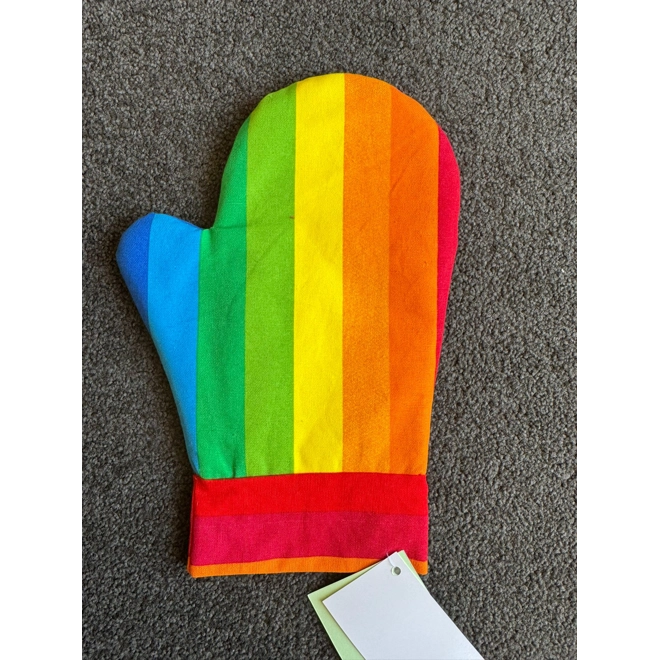 Additional Image for Rainbow Oven Mitt