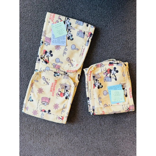 Additional Image for Double Oven Mitt