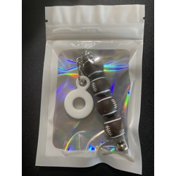 Straw Charm E