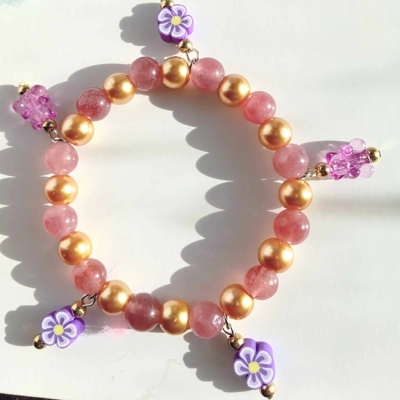 Strawberry Quartz and Gold Glass Beads Charm Bracelet