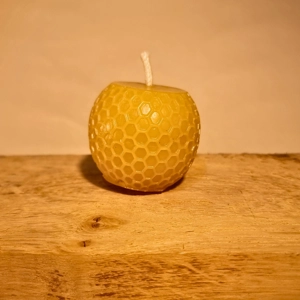 100% Beeswax Candle (Honeycomb)