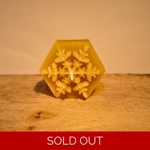 100% Beeswax Candle (Snowflake)
