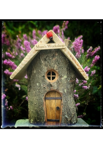 Roof House (Random design)