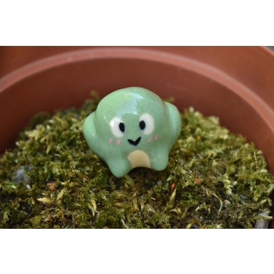 Smol Frog (Green) Smol Frog (Green)