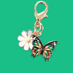 Beautiful Butterfly And Daisy Keyring/Handbag Charm
